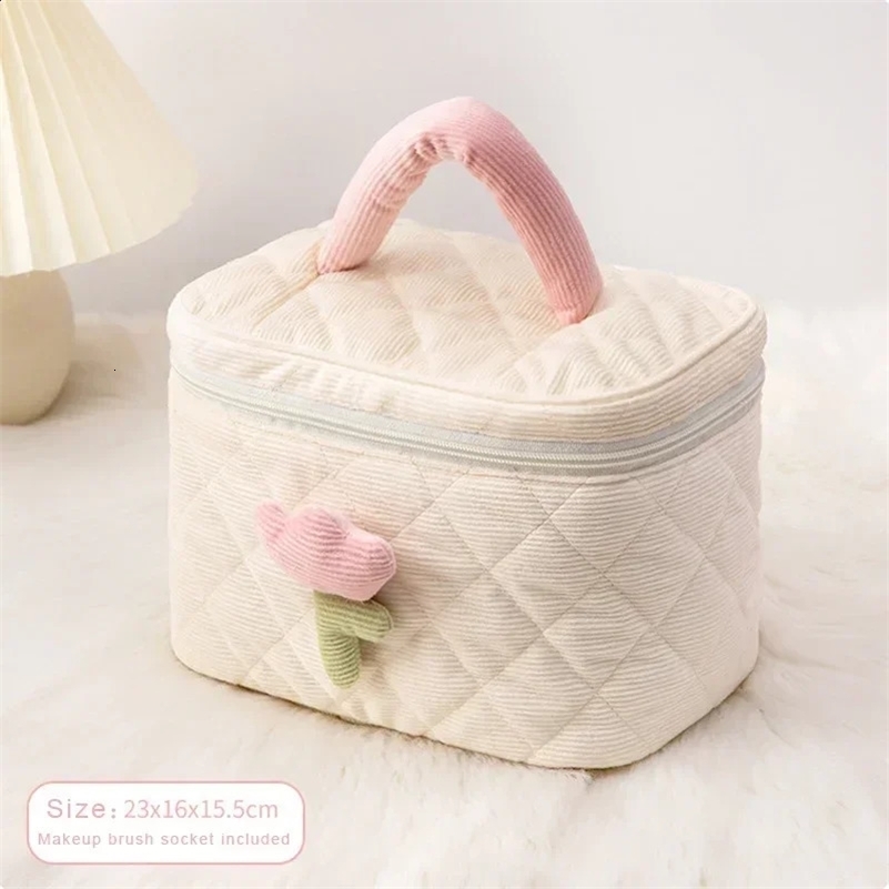 Fashion Womens Tulip Flowers Pouch Large Capacity Travel Cosmetic Bag Corduroy Zipper Bags Portable Storage Make Up Organizer 241120