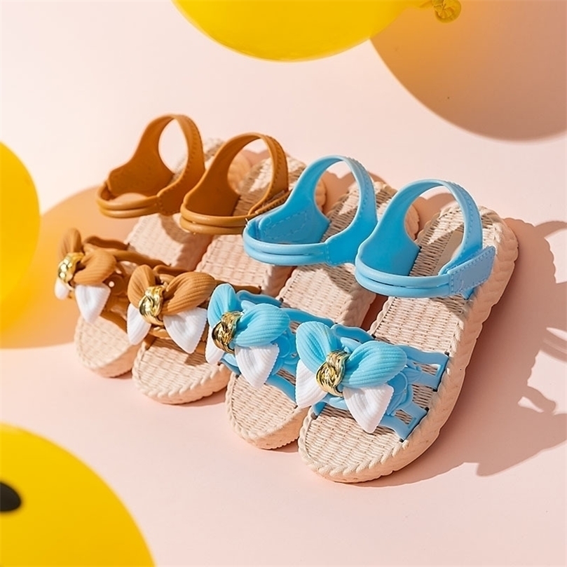 Girls Soft Sole Princess Sandals for Summer Bow Knot Decors Hollow Out Flat Shoes Pink Blue Brown 220621
