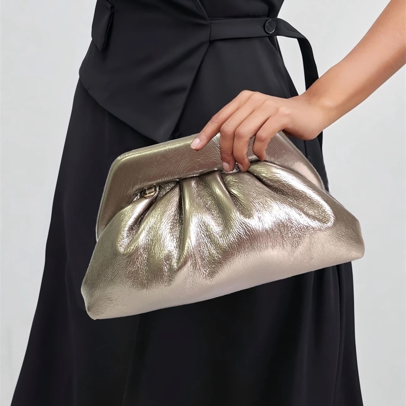 Womens high-end PU solid color handbag lined with a random color lightweight dinner bag suitable for dinners weddings and p 250106bj