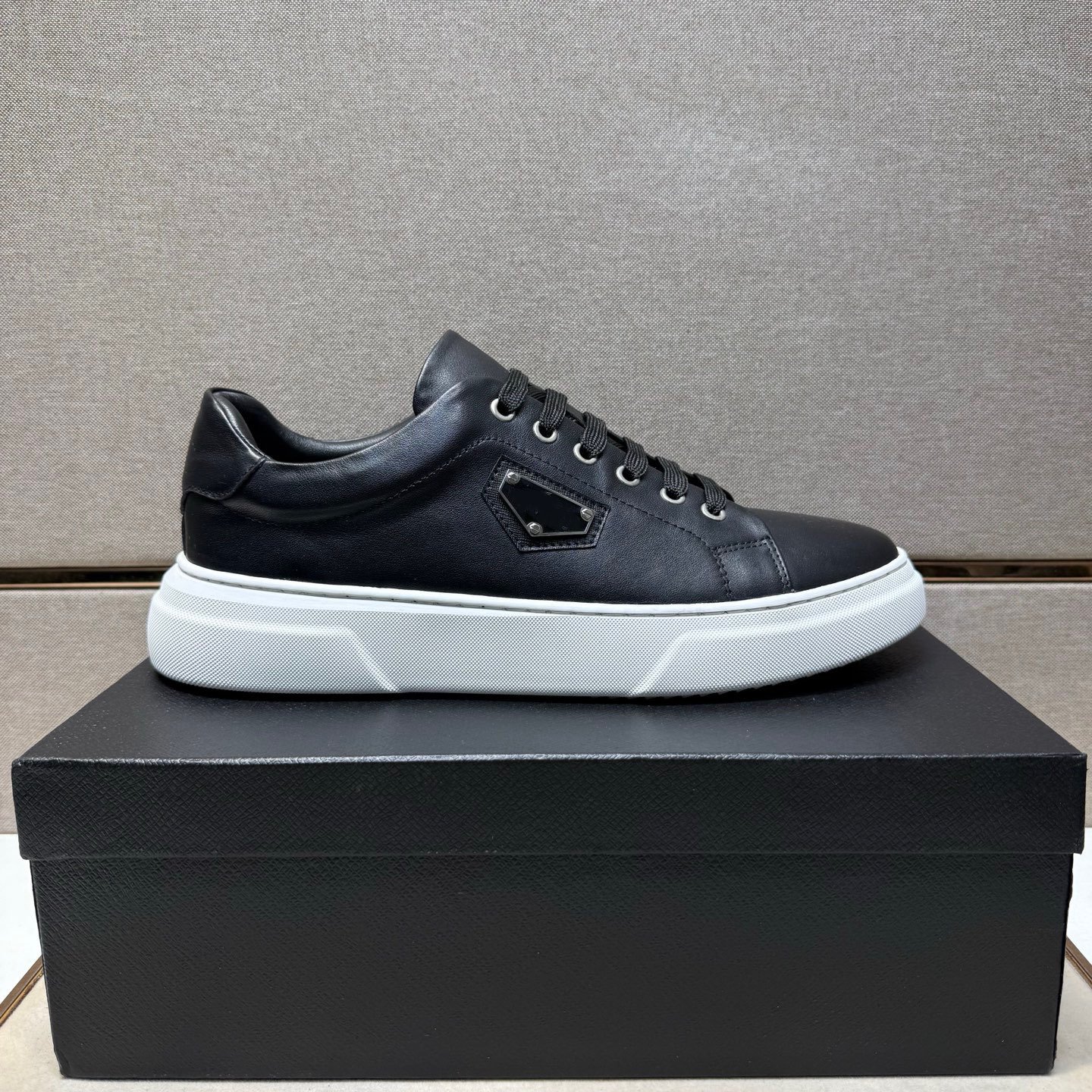 2025 Luxury Mens Fashion White Platform Top Quality designer Genuine Leather Sneaker Flat Casual Shoes odMt00004
