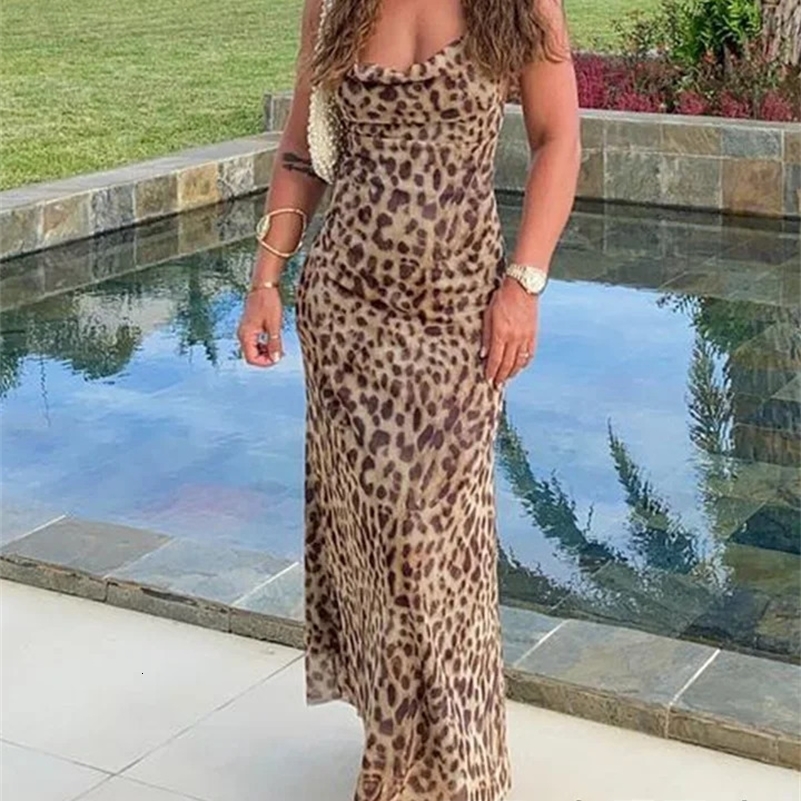 TRAFZA Vintage Leopard Print Chiffon Sexy Cami Dress Women V Neck Sleeveless Party Dress Fashion 2024 Summer Streetwear Dress 250121