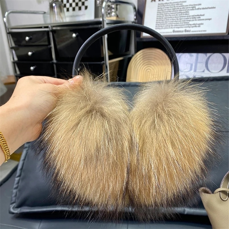 2024 Real Fox Raccoon Fur Earrings Suitable for Outdoor Travel in Autumn and Winter for Women Warm Fur Earrings with Plush Earrings 241116bj