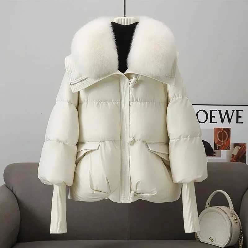 New Korean Fashion Fur Collar Winter Women White Jacket Ladies Vintage Short Warm Puffer Coat Female Parka Outerwear Z250923