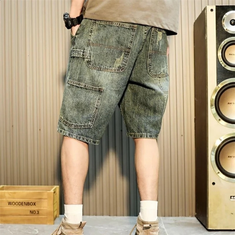 Man Denim Shorts Cargo with Pockets Half Short Jeans Pants for Men Knee Length Long in Hip Hop er Cut Vintage Retro Xl 250113