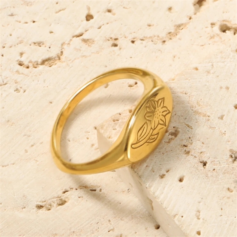 Retro 7mm Width Flower Wedding Rings For Men Womnen Rock Gothic Gold Color Stainless Steel Couple Jewelry Vintage Accessories 240125bj