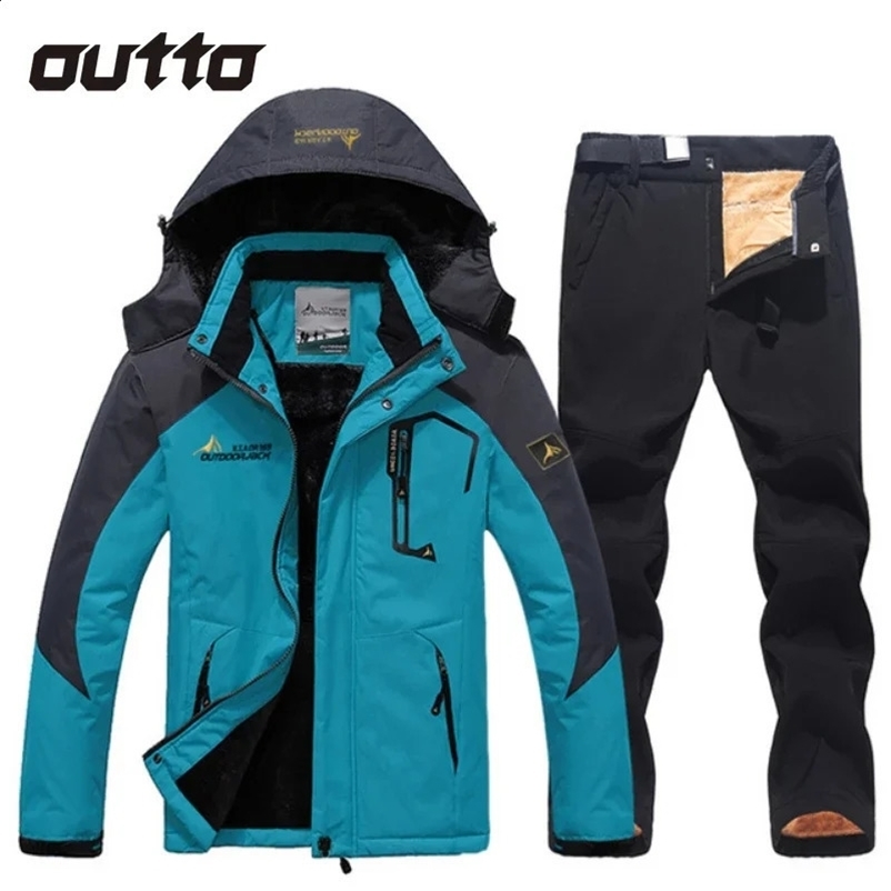 Mens winter ski suit thick waterproof hooded jacket and pants outdoor hiking and climbing ski suit set 240920