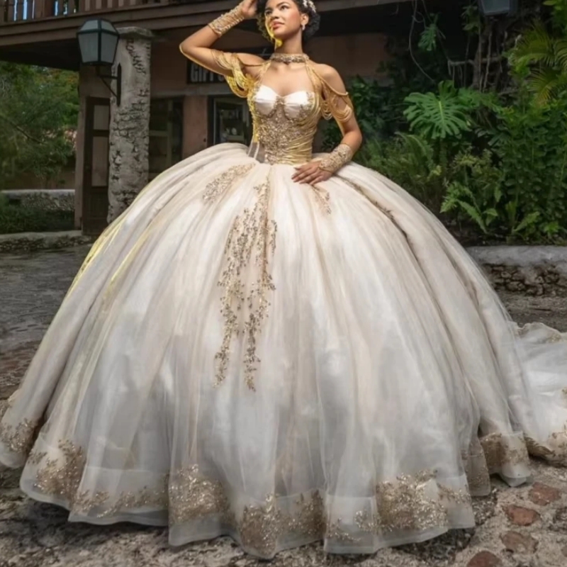 Beige Ball Gown Quinceanera Dresses Off Shoulder Lace Applique Beading Tull Sweet 16 Dress Vestidos De 15 Anos