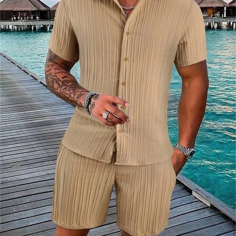 Vintage Men Shirts Sets Summer Solid color Print Beach Short Sleeve Shirt Shorts Casual Mens Hawaiian 2 Piece Oversized Suit250214bj