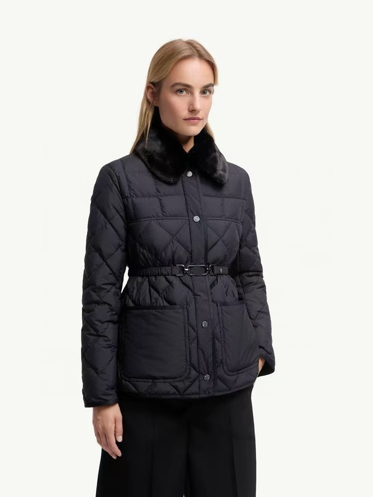 Designer women's winter down jacket, waist-cinching, figure flattering, fashionable, comfortable and warm