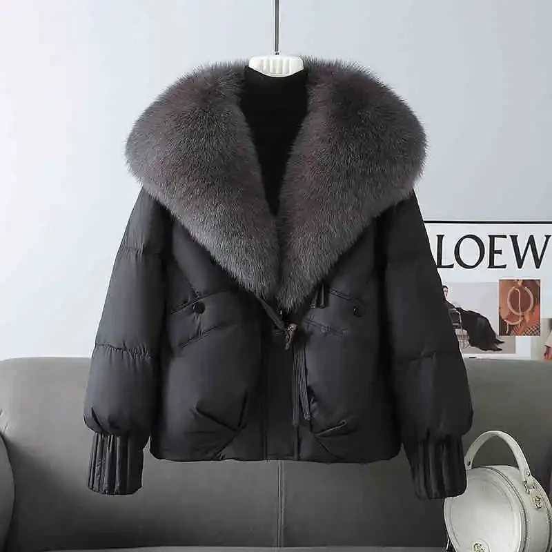 Winter New Warm Thicke Parka Coat Removable Fur Collar Loose Bread Coat Loose Chic Down CottonPadded Coat Womens Outwear Z250923