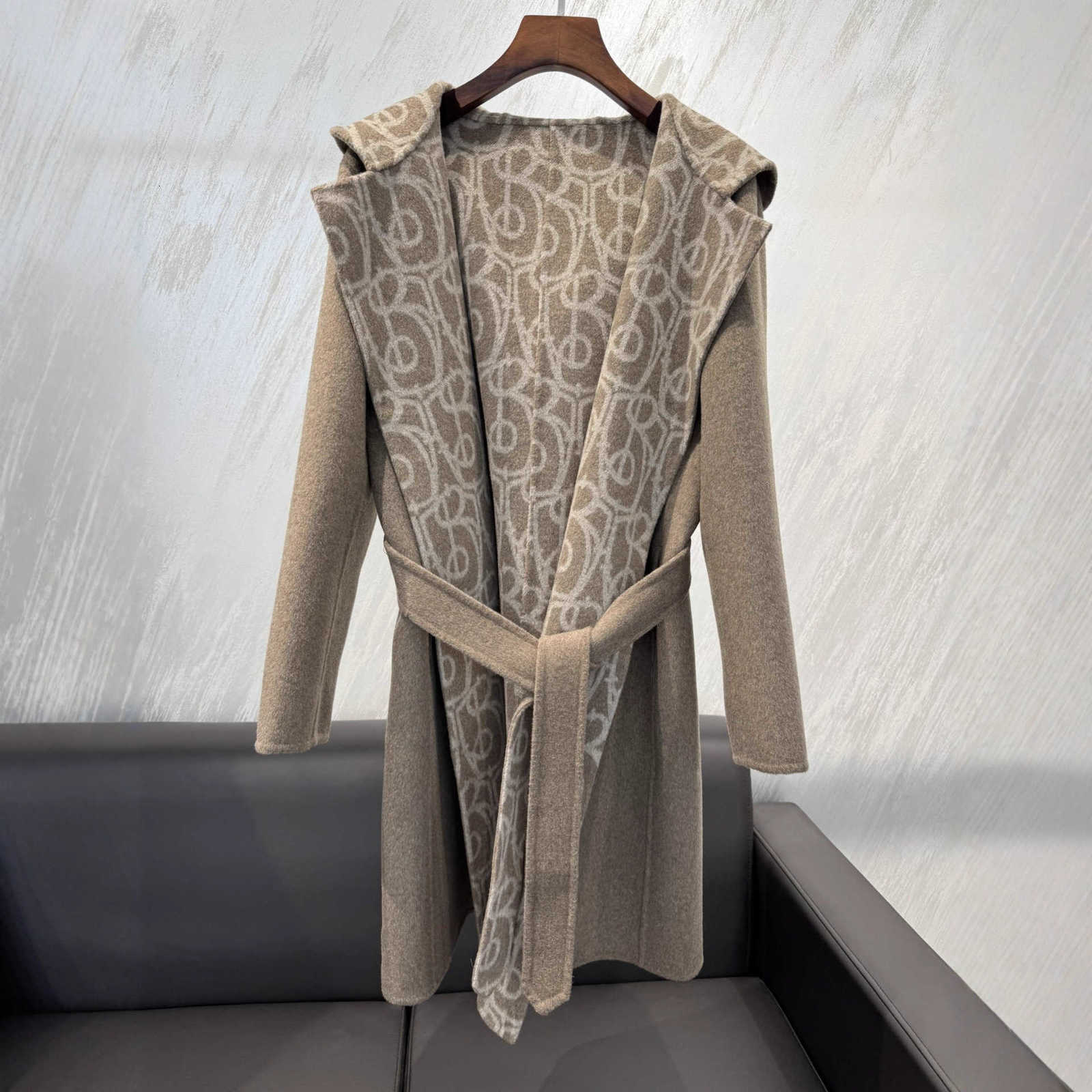 Women's Wool & Blends Designer B Printed Double-Sided Cashmere Coat with Hood, Long Fashionable Wool Coat with Tie DQ32