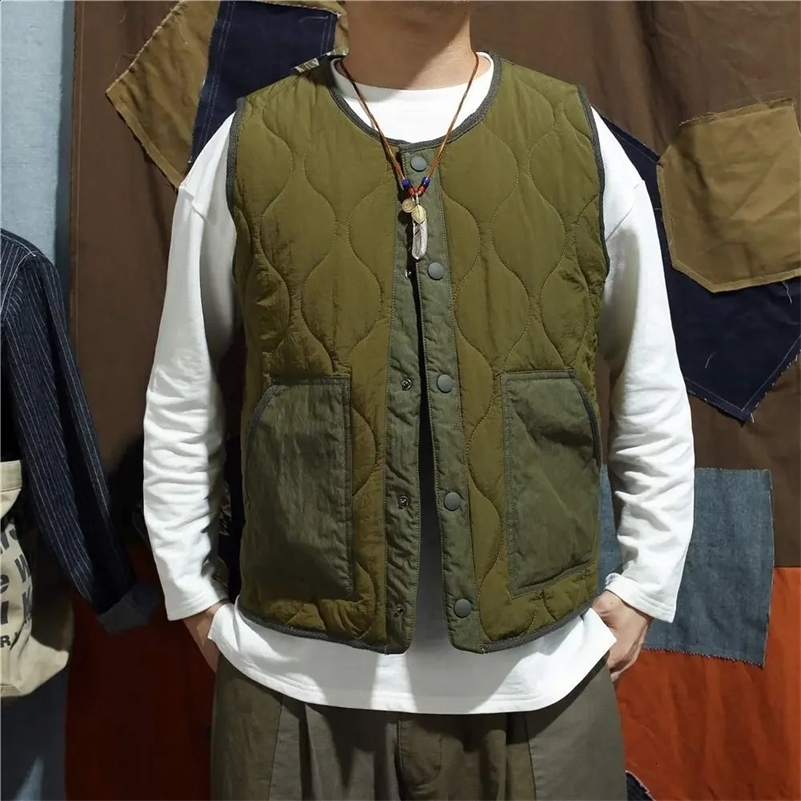 Cotton Padded Vest Mens Sleeveless Quilted Jacket Thick Warm Fashion Casual Outerwear Men Autumn Winter 241120