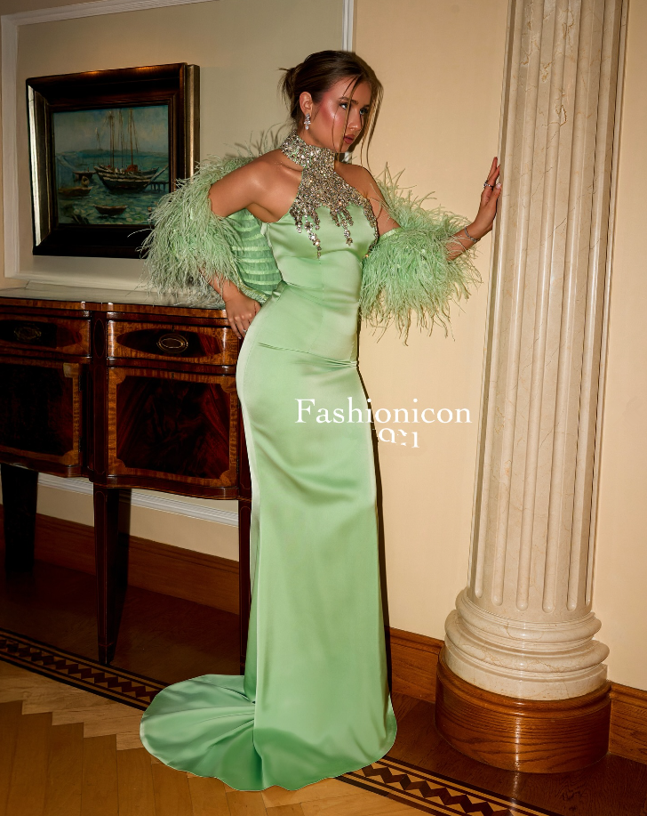 Mint Green Long Mermaid Evening Formal Dresses with Feather Wrap Sparkly Crystal High Neck Prom Gala Gown Customsized
