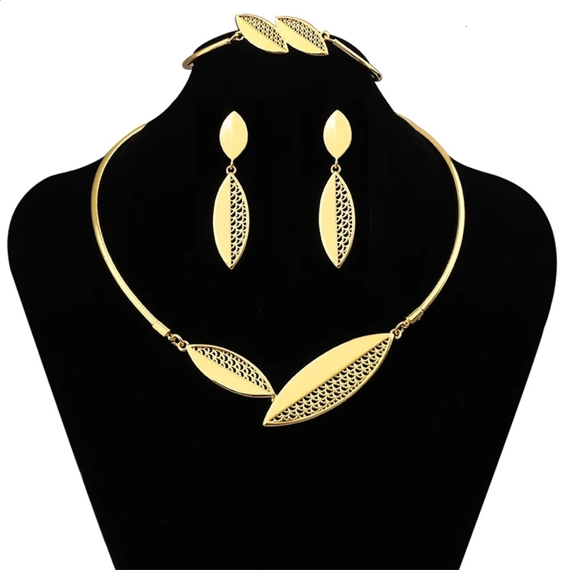 Dubai Fashion Elegant Jewelry Leaf Pendant Earrings Bracelet Set Simple Style Womens Wedding Party 241120