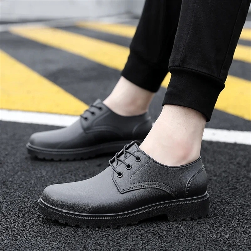 Fashionable Mens Spring and Autumn Rain Shoes Casual Lightweight Waterproof and Non Slip Kitchen Car Wash Work Rubber Shoes 250213