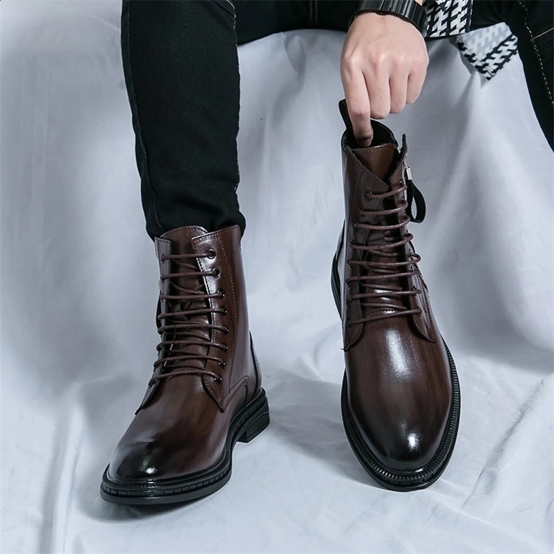 Zipe lateral de hombre Cómoda botas de motocicleta altas altas zapatillas para hombres de cuero marrón Boots de encaje grueso de encaje grueso 24092