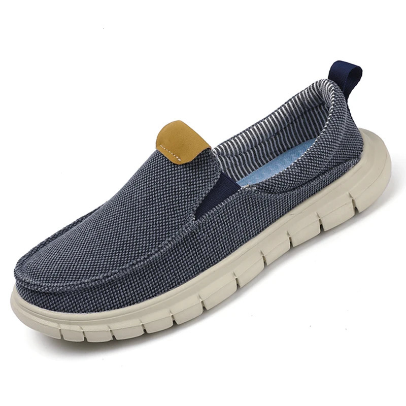 Chaussures de toile décontractées pour hommes mots pour hommes Slip sur les chaussures vulcanisées masculines Chaussures de conduite plus taille