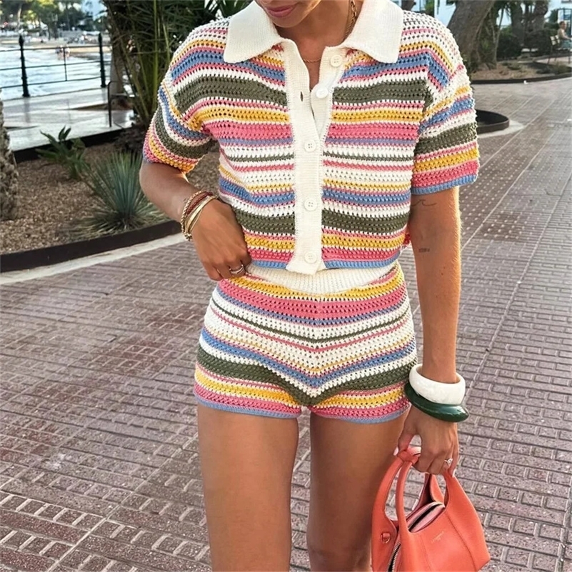 2024 Autumn European And American Womens Fashion Casual Stripe Printed Short Sleeve Flip Collar Cardigan Casual Shorts Set 250116