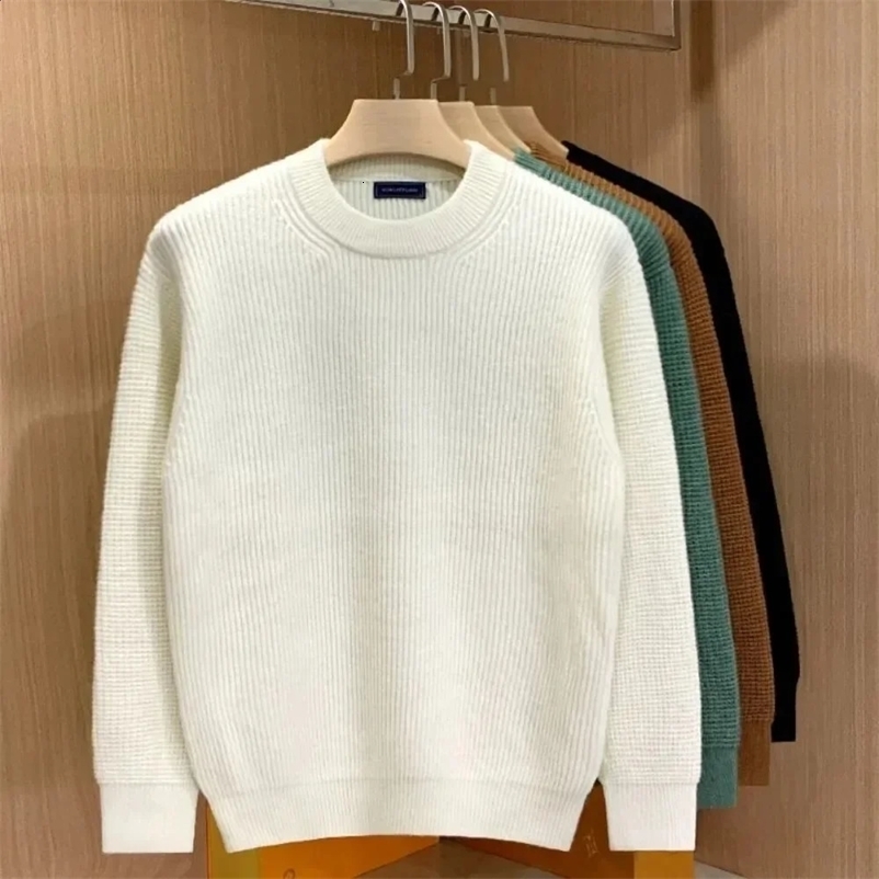 Korean Fashion Autumn Crew Neck Solid Color Pullover Sweaters For Men Casual Knitted Sweater Long-Sleeved High Street Fashion 240914