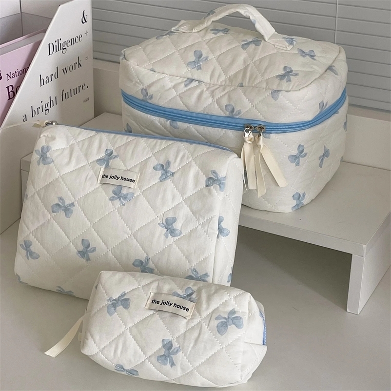 Makeup Bag Quilted Makeup Bag Large Floral Cosmetic Bag for WomenCotton Makeup Bag Set Flower Travel Toiletry Bag 250221bj