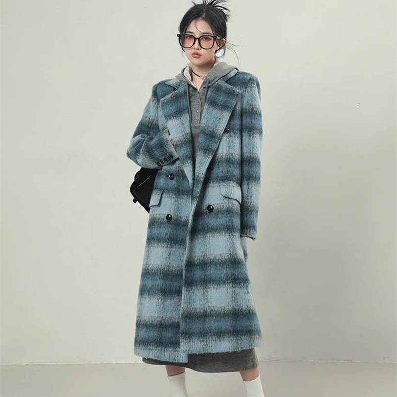 Lautaro Autumn Winter Long Warm Colorful Blue Plaid Woolen Coats for Women Shoulder Pads Double Breasted Korean Fashion 240830