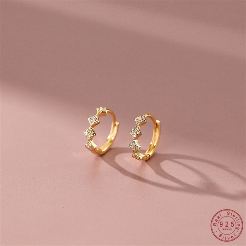 Stud 925 Sterling Silver Petite Inlaid Zircon Geometric Rhombus Earrings for Women Simple Temperament Ear Jewelry Wholesale 230807
