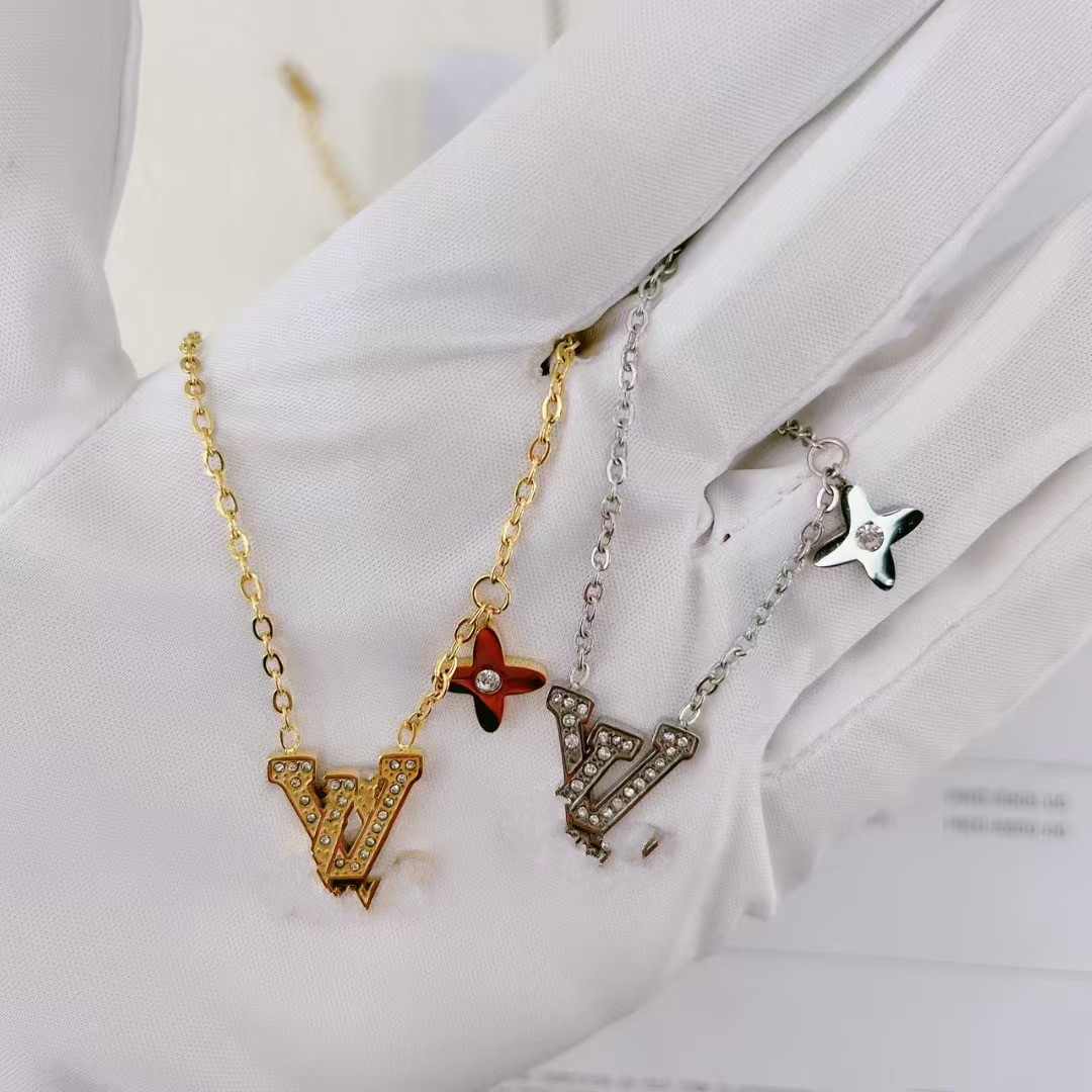 Simple designer logo engrave girls 3D heart lock flower diamond tassel pendant necklace 18K Gold Silver 316L stainless steel branded engrave women w