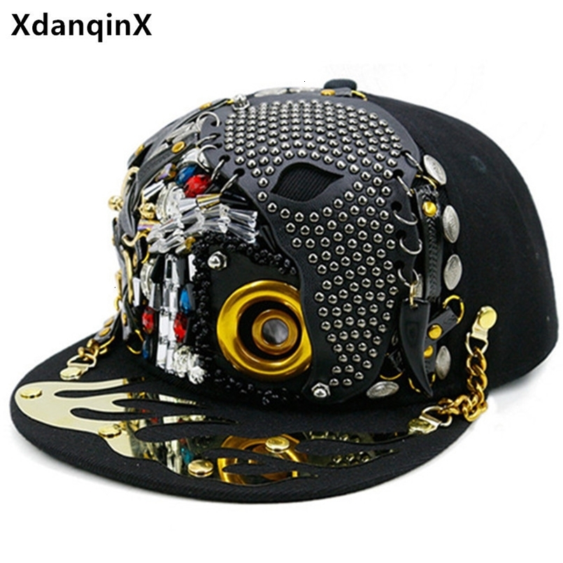 BeanieSkull Caps XdanqinX Novelty Personality Hip Hop For Men Women Punk Style Trend Flat Brim Skull Rivet Headdress Decorated Lovers Hat 230214