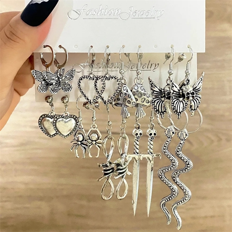 10 piece personalized Gothic black butterfly snake heart pendant earrings for women retro charm hoop punk jewelry Y2k gift 240927