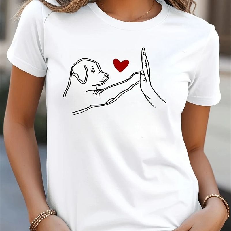 Fun Dog High Five and Heart Printed Womens T-shirt Fashion Summer O-neck Harajuku Top Tee Casual Short Sleeved Female Clothing250414bj