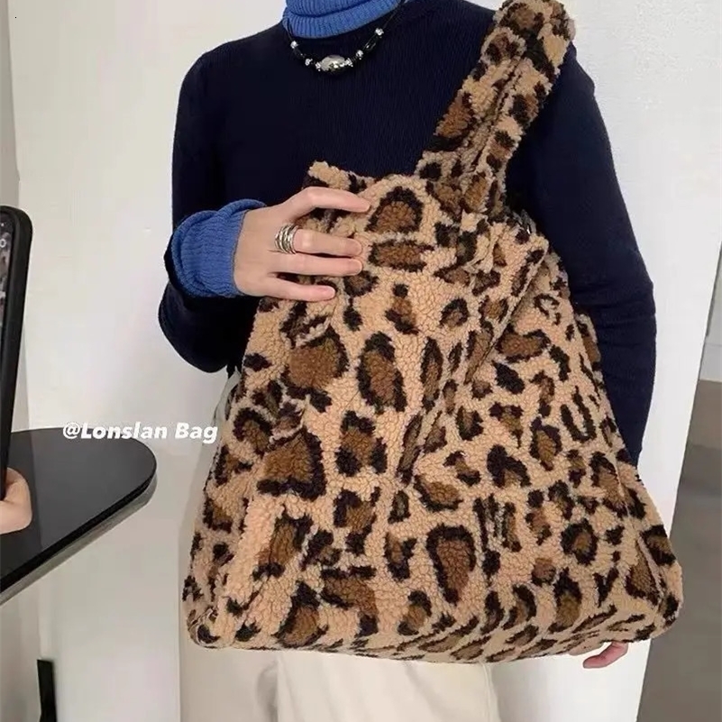 Women Leopord Fluffy Tote Bags Korean Fashion Big Faux Fur Handbags Large Capacity Winter Plush Shoulder Bag Trend 250110
