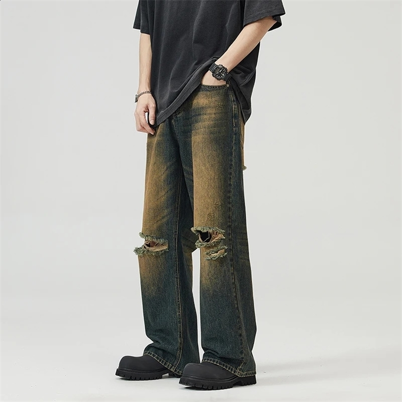Spring and Summer American Retro Waste Soil Wind Washed Distressed Elastic Waist Ripped Jeans Men Straight Loose Trousers 240828