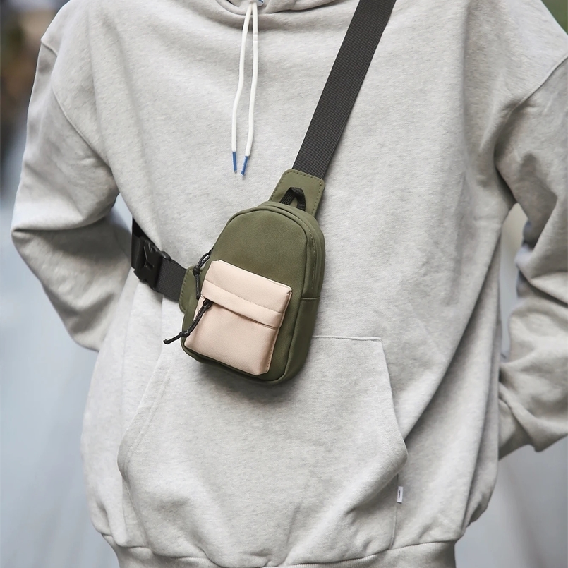 VC Trendy Contrasting Mini Chest Bag for Men Fashion Nylon Mens Lightweight Crossbody Bag Unisex Casual Street Phone Sling Bags 241228
