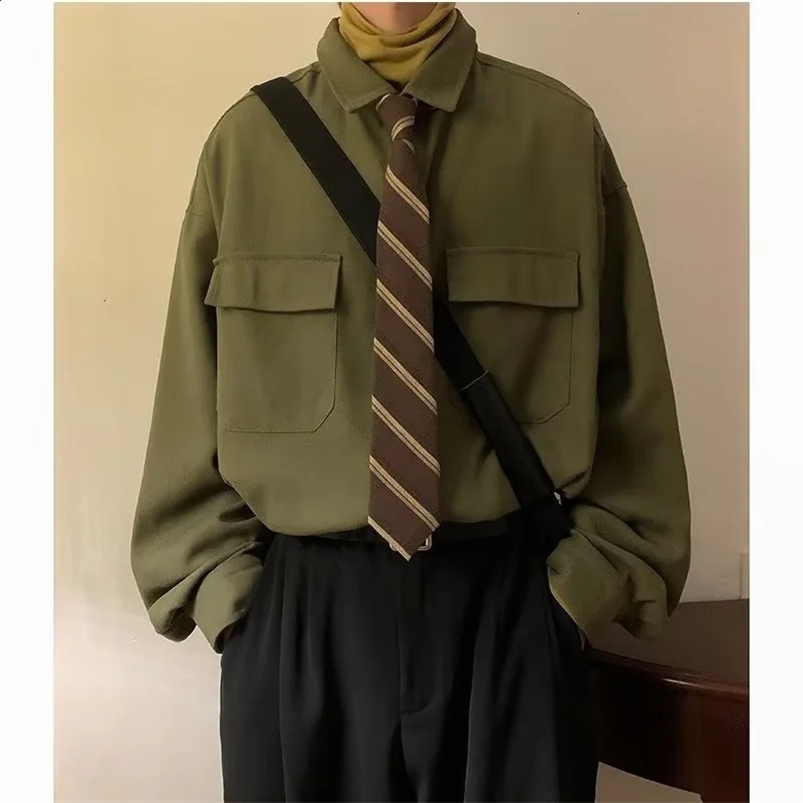Autumn Green Black Shirt Men Fashion Social Mens Dress Shirt Korean Loose Long Sleeve Shirts Mens Pocket Tooling Shirt M-3XL 240816