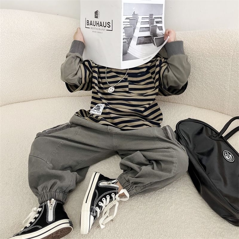 Jackets Cotton Kids Clothes Boys 2023 Spring Fashion Casual Trend Korean Version Spliced Striped Long Sleeve Round Neck Sweatshirts 230329