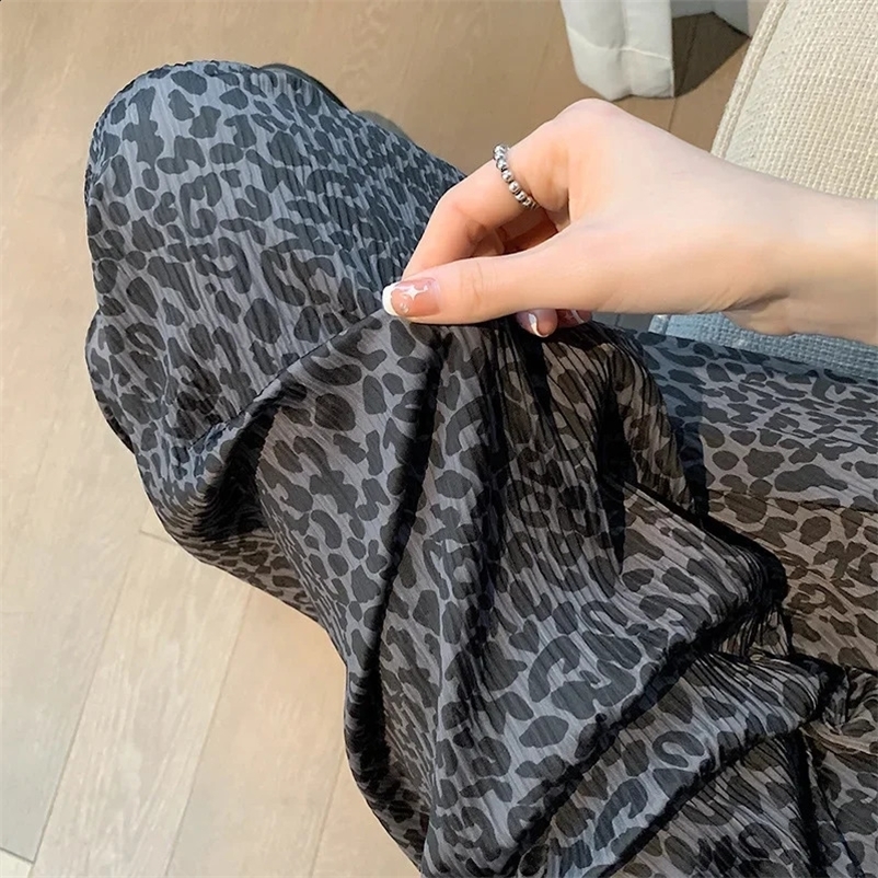 Ice silk wide leg womens summer straight pants full-length cool leopard print loose casual womens pants 250410