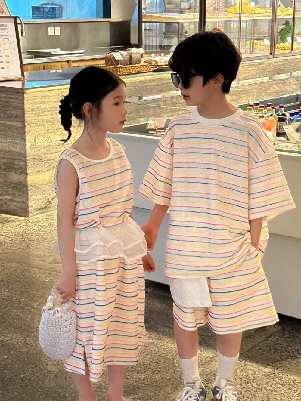 2025 Summer New Children Short Sleeve Clothes Set Boys Striped 2pcs Suit Kids Girls Colorful Vest Dress Brother Sisters Outfits X250923
