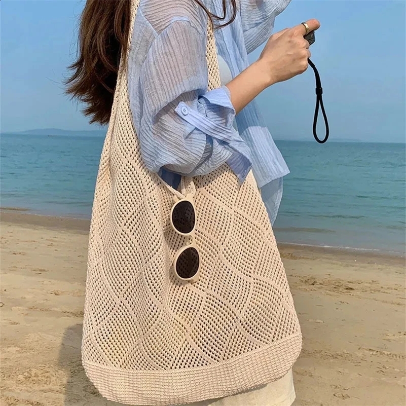 Womens Handbag Hollow Out Beach Package Large Capacity Shoulder Shopping Bag Knitted Female Tote 250410