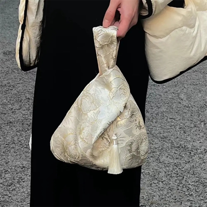 Sac à lunch pendentif fleur sac cosmétique de style chinois sac à main