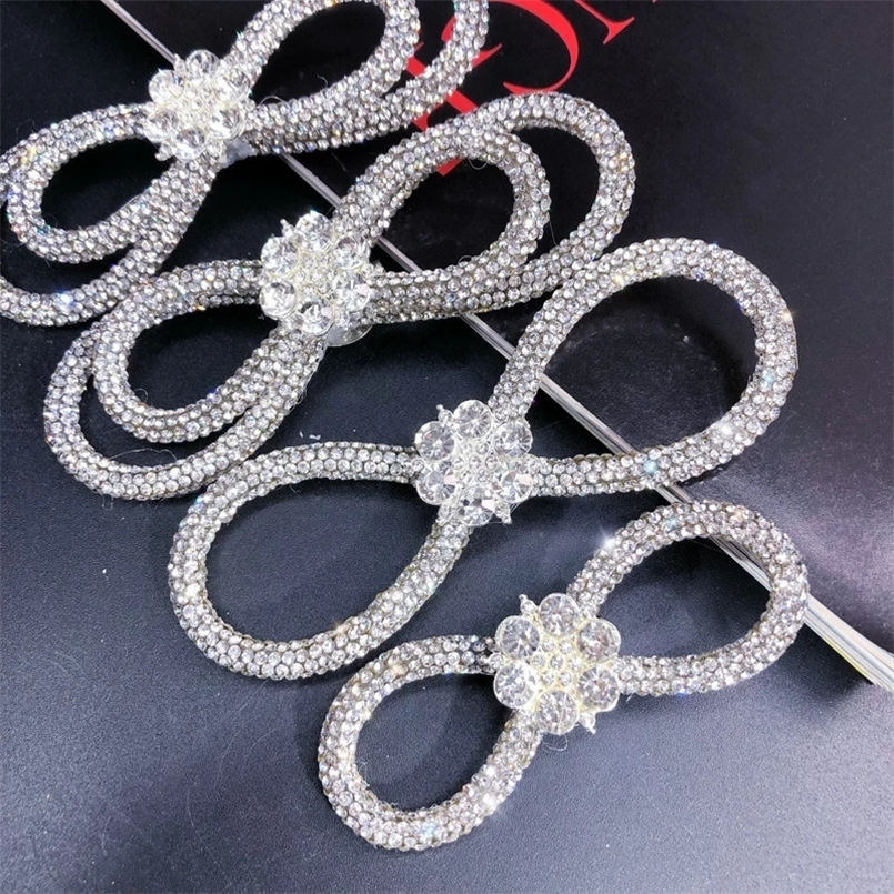 2 PCS Bling Rhinestone Bow Brooches Dress DIY Bowknot Pin Broches Elegant Bowknot decoration Pin Style Accessories 240514
