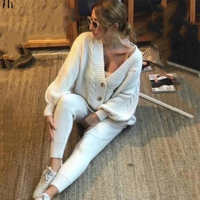 Autumn womens knitted 2-piece sweater set - collar single chest open top open top pants womens winter sweater set solid track suit 240924bj