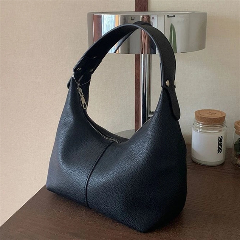 Women Vintage Underarm Bag PU Leather Soft Hobo Shoulder Bags Solid Color Casual Armpit Handbag Girls Outdoor Daily Tote Bag 250113
