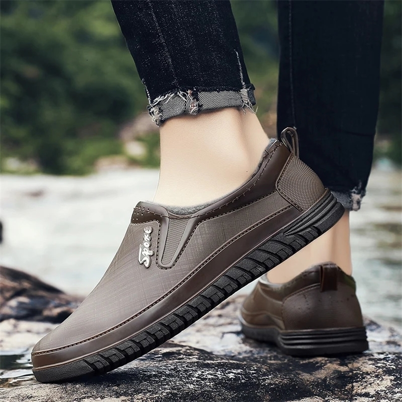Men Rain Shoes Water Winter Ankle Boots Fashion Waterproof Soft Rainboot Male Anti Slip Rubber Wading Shoes for Men Galoshes 250213