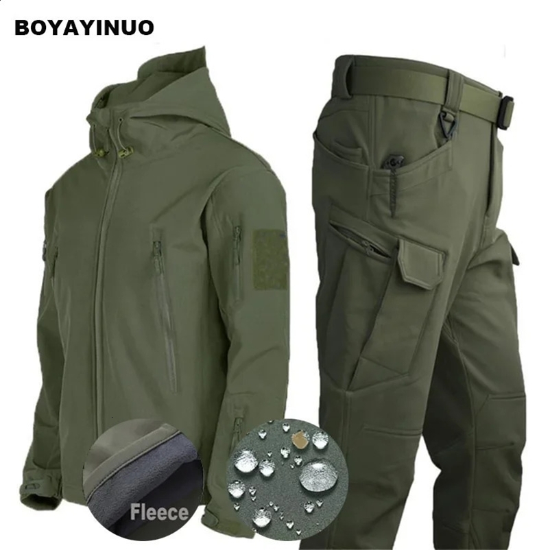 Wool soft shell tactical jacket mens winter jacket waterproof mens windproof hiking jacket mens tactical set 241224