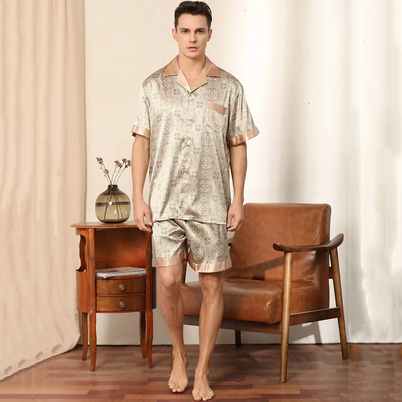 Spring Summer Ice Silk 2PCS Pajamas Suit SXXL Mens Loose Home Wear Fashion Print Short Sleeve Shorts Sleepwear Nightwear 240408