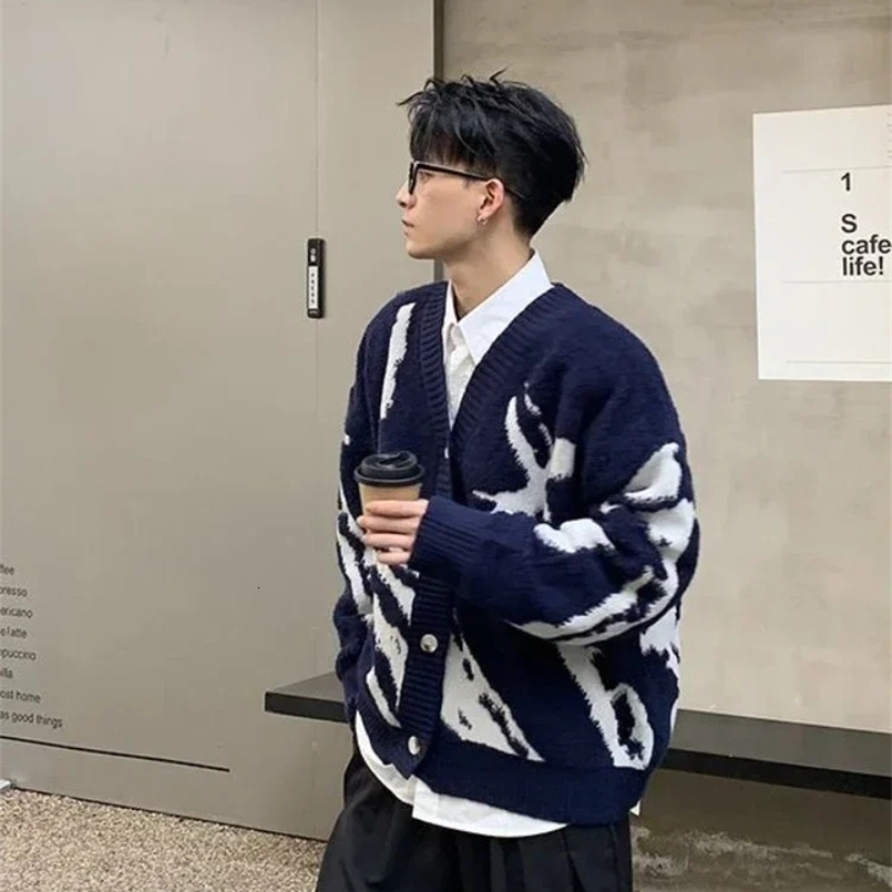 Mens clothing V-neck blue cardigan wool sweater graphic knitted sweater mens strapless fashion meme mens plus size Korean fashion 240824