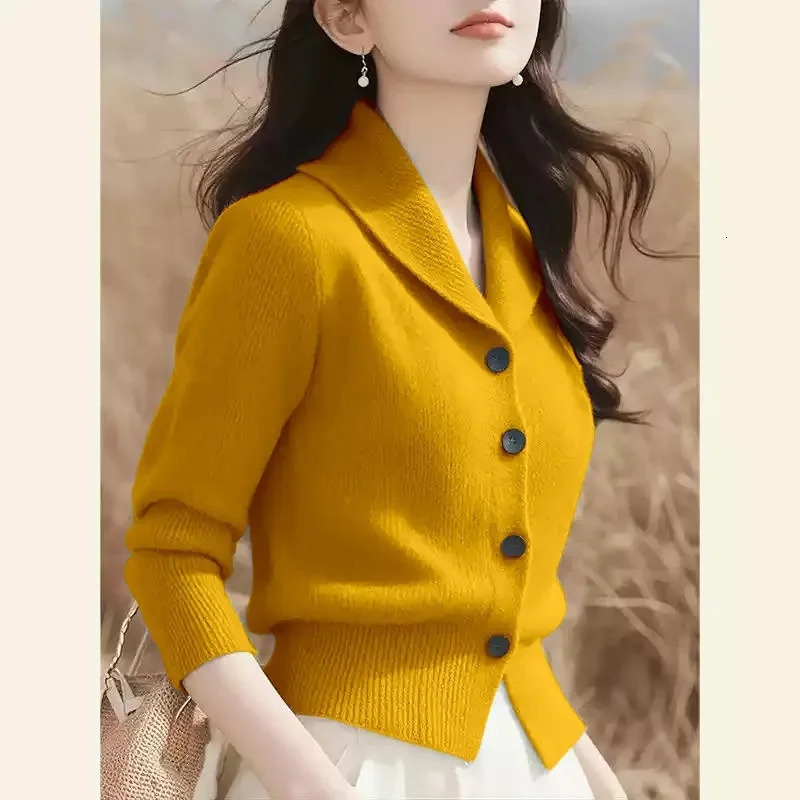2025 Spring Autumn Turndown Collar High End Women Knitt Cardigan Sweater Fashion Korean Version Female Knitwear Tops 250917Z