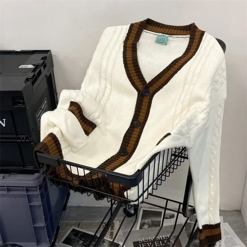 Japanese Vintage Color Block Cardigan Sweater For Men Trendy Loose Fit Couple Casual Knitted Top Jacket Thin Material 240829