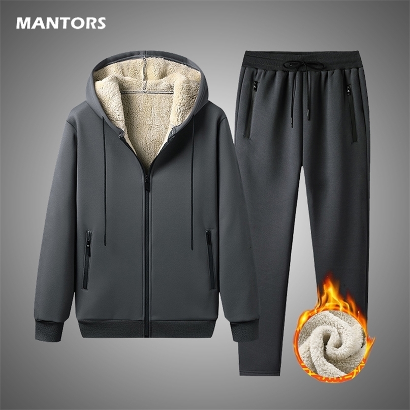 Winter Men's Two Pieces Set Warm Cashmere Tracksuit Men Outerwear Thick Fleece Casual Mens Set Soild Color Jacket Pants Set 211109