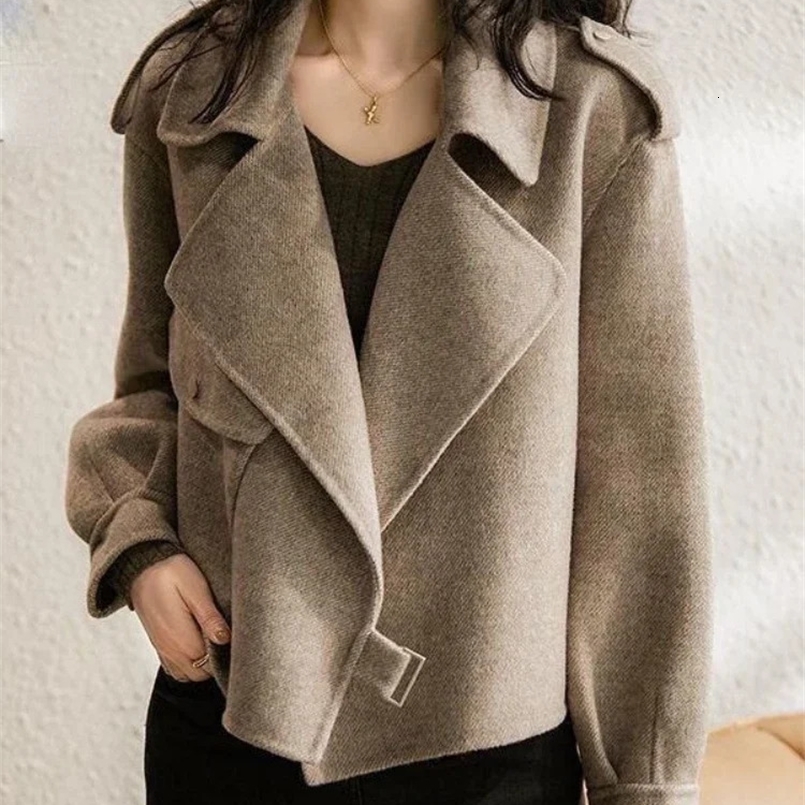 Winter womens jacket fashionable warm casual short sleeved womens autumn and winter womens wool coat 240824
